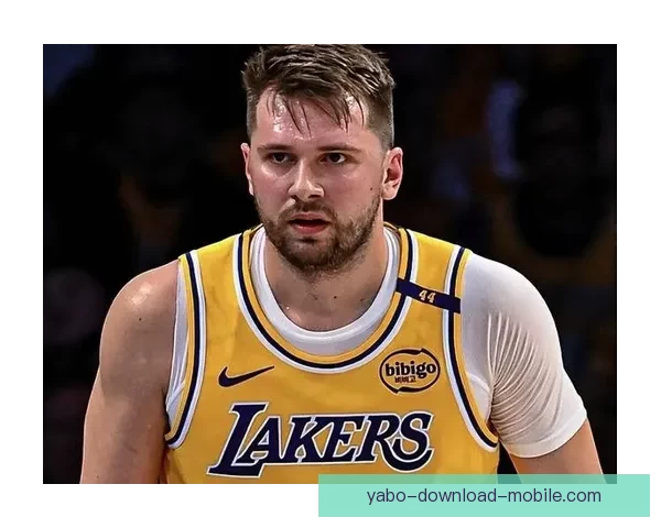 东契奇疯狂三月数据惊人全面碾压文班亚历山大争夺月最佳