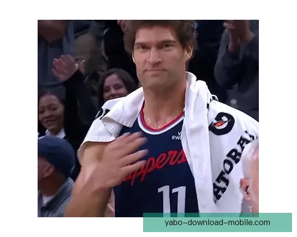 快船五连胜力克雄鹿小卡连场高分大洛迎盖帽里程碑